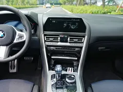 2021 BMW 8 Series 8 840i xDrive M — фото 12