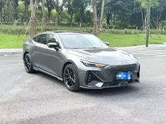 2023 Changan UNI-V 1.5T — фото 3