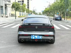 2023 Changan UNI-V 1.5T — фото 8
