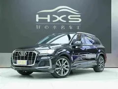 2021 Audi Q7 55 TFSI quattro S line, чёрный — фото 1