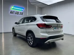 2021 BMW X1 Leading, белый — фото 8