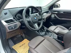 2021 BMW X1 Leading, белый — фото 13