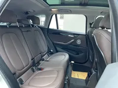 2021 BMW X1 Leading, белый — фото 16