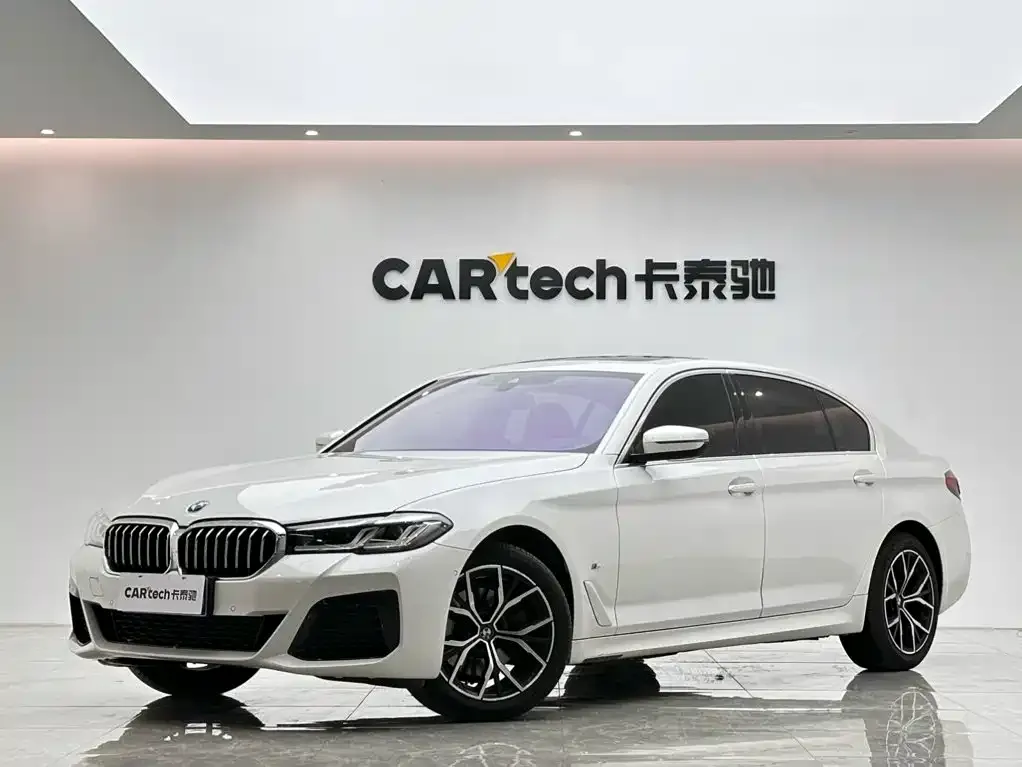 2022 BMW 5 Series 5 525Li M
