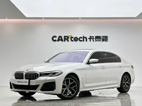 2022 BMW 5 Series 5 525Li M