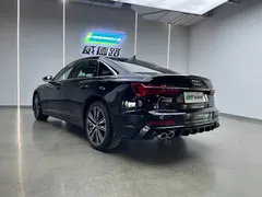 2021 Audi A6L 55 TFSI quattro Premium Dynamic, чёрный — фото 3