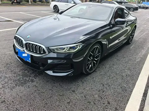2022 BMW 8 Series 840i M