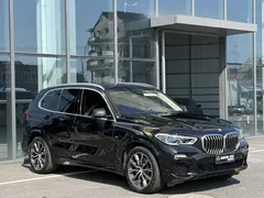 2021 BMW X5 xDrive40i M, чёрный — фото 3