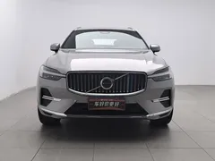 2022 Volvo XC60 B5 4WD Luxury — фото 3