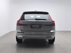 2022 Volvo XC60 B5 4WD Luxury — фото 4