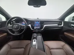2022 Volvo XC60 B5 4WD Luxury — фото 5