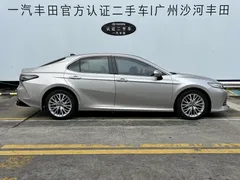 2021 Toyota Camry 2.5G Luxury — фото 5