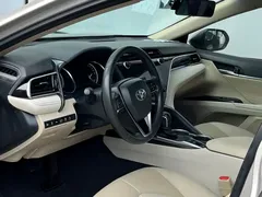 2021 Toyota Camry 2.5G Luxury — фото 15