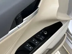 2021 Toyota Camry 2.5G Luxury — фото 16