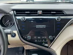 2021 Toyota Camry 2.5G Luxury — фото 22