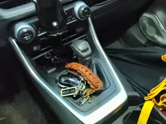 2021 Toyota RAV4 Hybrid 2.5L E-CVT 2WD Elite — фото 16