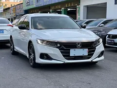 2022 Honda Accord 260TURBO Premium, белый — фото 3