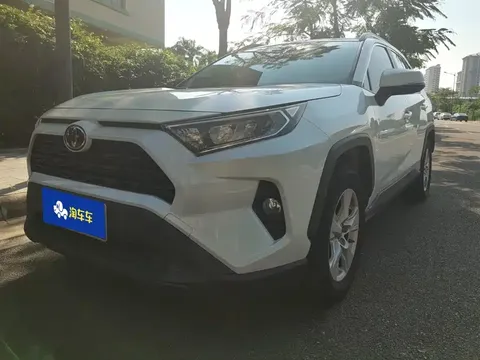 2021 Toyota RAV4 2.0L CVT 2WD