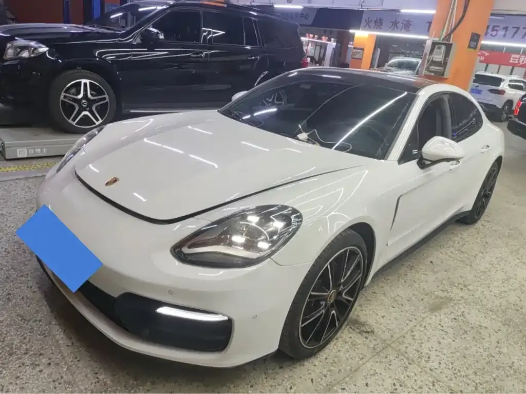 2023 Porsche Panamera 2.9T