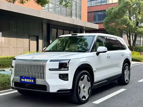 2025 Zeekr 9X Ultra 70kWh