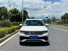 2022 Volkswagen Tiguan L 330TSI AT 2WD R-Line, белый — фото 1