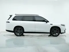 2024 Leapmotor C16 580 Premium, белый — фото 10