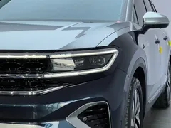 2021 Volkswagen Talagon 330TSI — фото 4