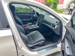 2022 Honda Accord 260TURBO Premium, белый — фото 7