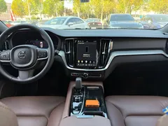 2023 Volvo S60 T8 PHEV 4WD Long Range Luxury, белый — фото 9
