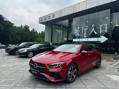 2023 Mercedes-Benz A-Class A 200 L — фото 4