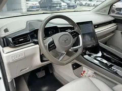 2021 Hyundai Custo 380TGDi LUX Premium, белый — фото 4