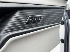 2021 Hyundai Custo 380TGDi LUX Premium, белый — фото 9