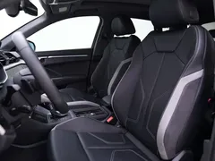 2023 Audi Q3 40 TFSI — фото 6