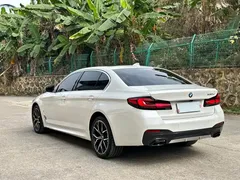 2022 BMW 5 Series 5 530Li M, белый — фото 4