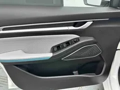 2022 Geely Emgrand 4 1.5L CVT, белый — фото 10