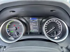 2023 Toyota Camry Hybrid 2.5HGVP Advanced, белый — фото 22