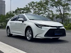 2022 Toyota Levin Hybrid 1.8H E-CVT Advanced, белый — фото 3