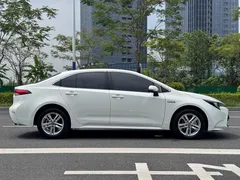 2022 Toyota Levin Hybrid 1.8H E-CVT Advanced, белый — фото 6