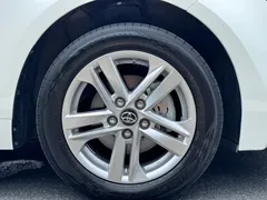 2022 Toyota Levin Hybrid 1.8H E-CVT Advanced, белый — фото 7