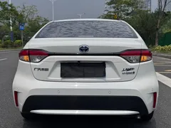 2022 Toyota Levin Hybrid 1.8H E-CVT Advanced, белый — фото 8