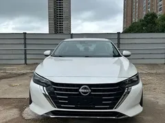 2023 Nissan Sylphy 1.6L CVT, белый — фото 2