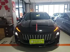 2024 Hongqi E-QM5 610km PLUS, чёрный — фото 3