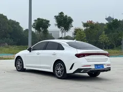 2021 Kia K5 270T CVVD, белый — фото 9