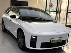 2025 Li Auto i6 4WD, белый — фото 3