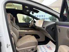 2025 Li Auto i6 4WD, белый — фото 6