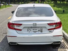 2018 Honda Accord 260TURBO Luxury VI, белый — фото 6