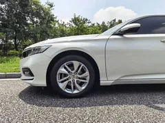 2018 Honda Accord 260TURBO Luxury VI, белый — фото 8