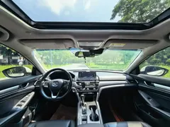 2018 Honda Accord 260TURBO Luxury VI, белый — фото 13