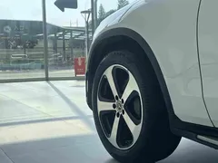 2022 Mercedes-Benz GLC 260 L 4MATIC Sport, белый — фото 13