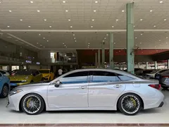 2019 Toyota Avalon Hybrid 2.5L Luxury VI — фото 11